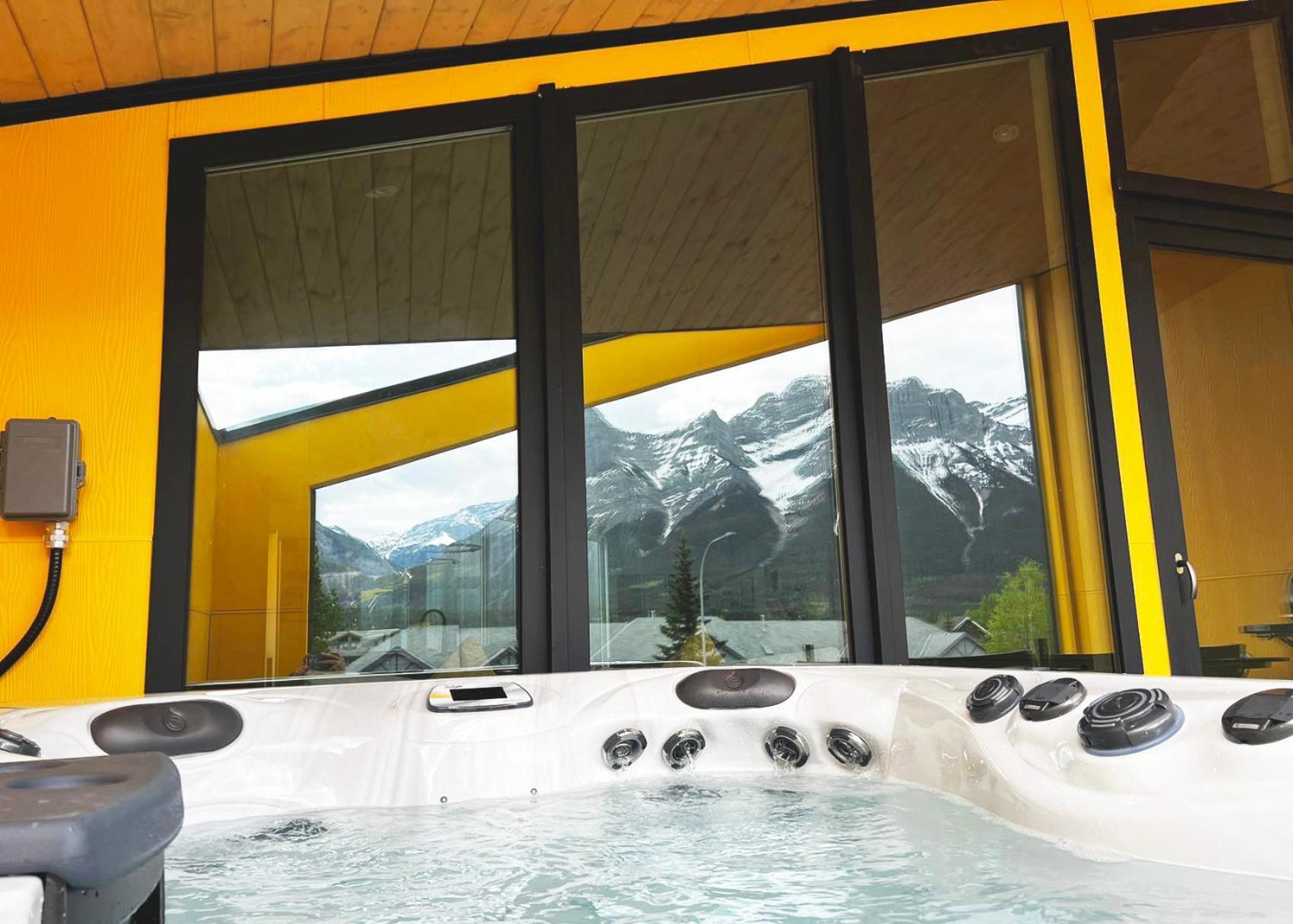 Villa Raven'S Peak 105 - Ultra Luxe Mountain Retreat Canmore Exterior foto