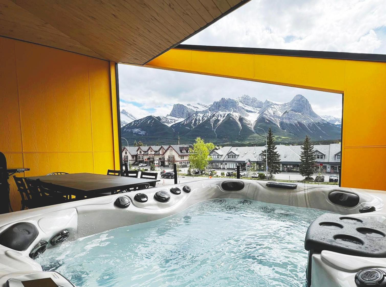 Villa Raven'S Peak 105 - Ultra Luxe Mountain Retreat Canmore Exterior foto